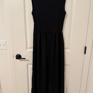 Classic Black Sleeveless Maxi Dress